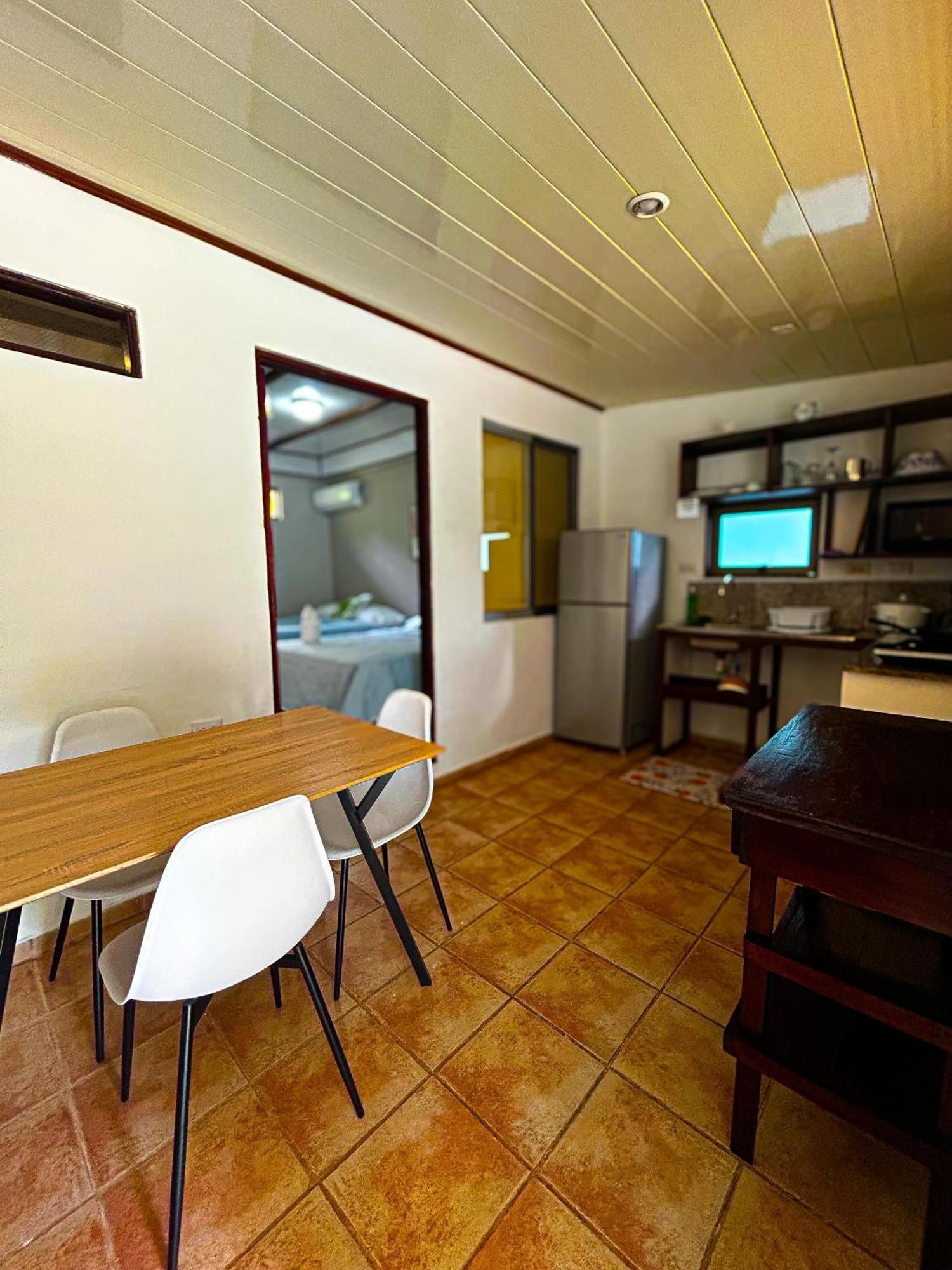 Cabinas Ole Caribe Puerto Viejo de Talamanca Exterior photo